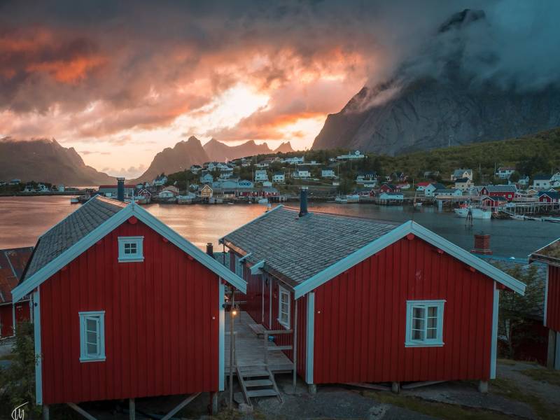 ins2-maksym.viewfinderksym (maksym.viewfinderksym)